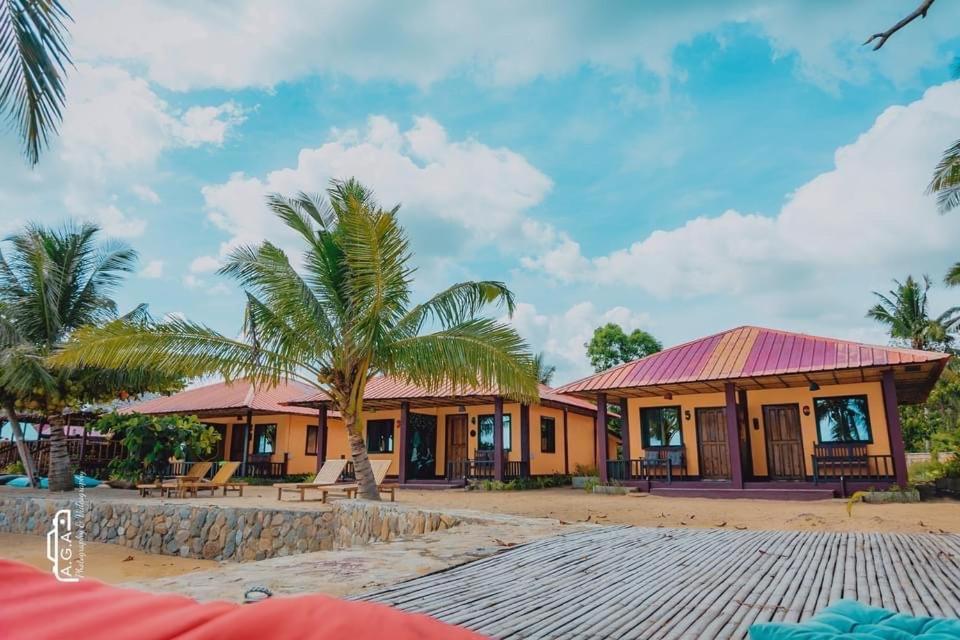 Mecaja Beach House Roxas  Exteriör bild